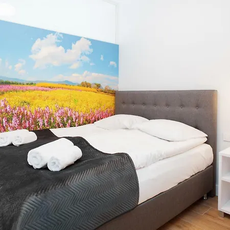 Przyokopowa By Renters * Varšava