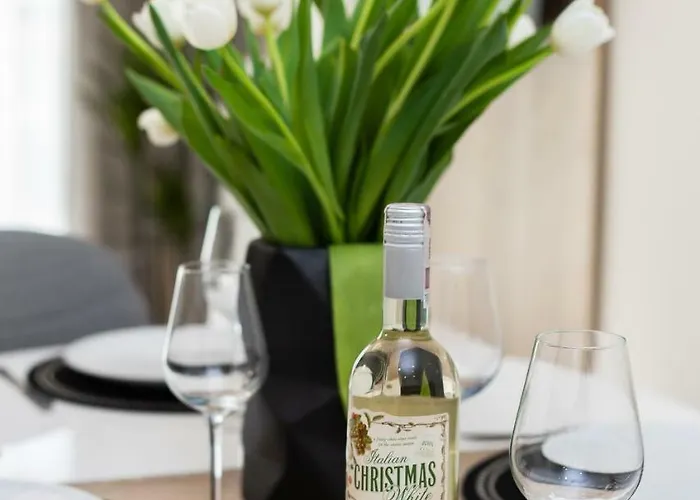 Apartment Przyokopowa By Renters