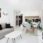 Przyokopowa By Renters * Warsaw