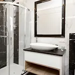 Apartment Przyokopowa By Renters